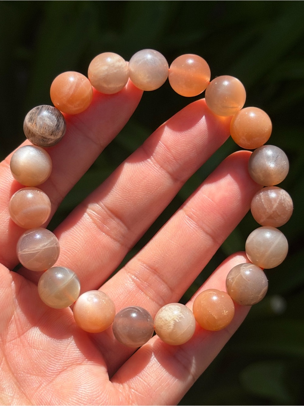 Natural Peach Moonstone Beaded Stretch Bracelet - Unbranded Palo